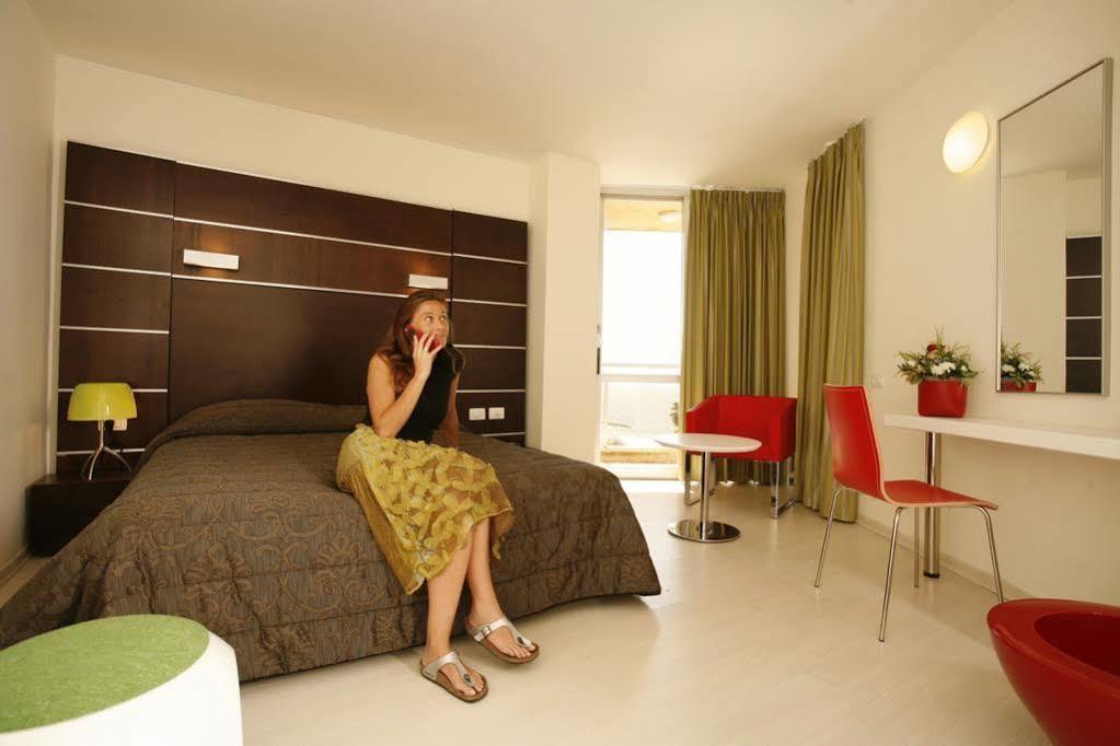 King Solomon Hotel Нетания Экстерьер фото